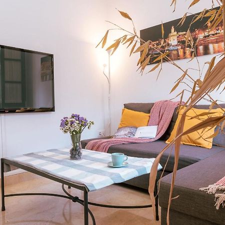 Apartamento Con Encanto En Patio Sevillano Екстер'єр фото