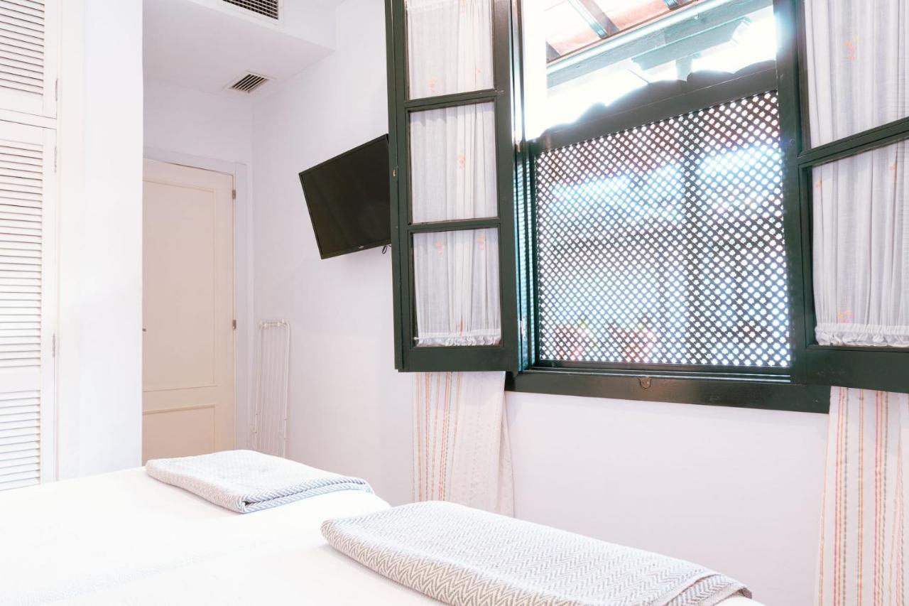 Apartamento Con Encanto En Patio Sevillano Екстер'єр фото