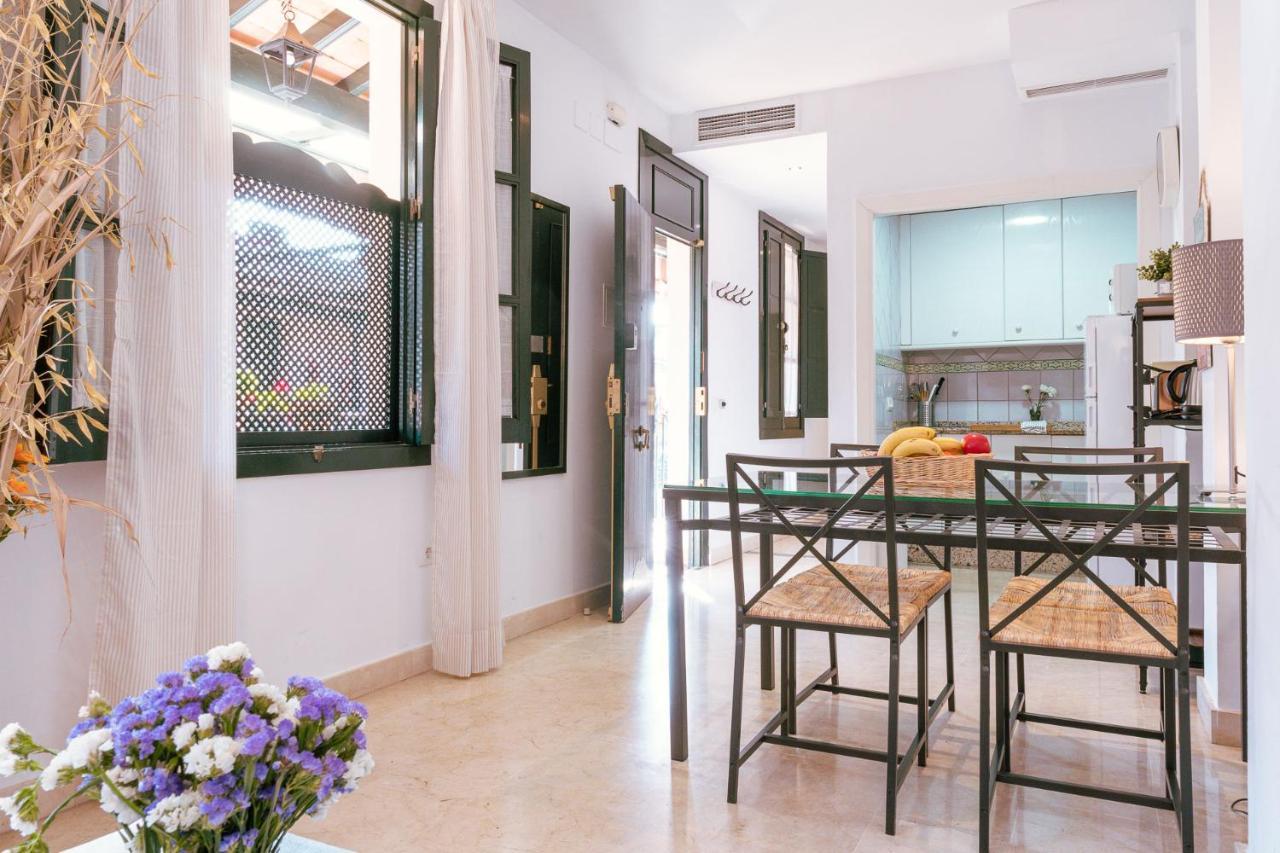 Apartamento Con Encanto En Patio Sevillano Екстер'єр фото
